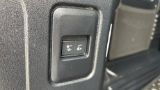 Land Rover Defender 3.0 D200 SE 110 5dr Auto Diesel Estate